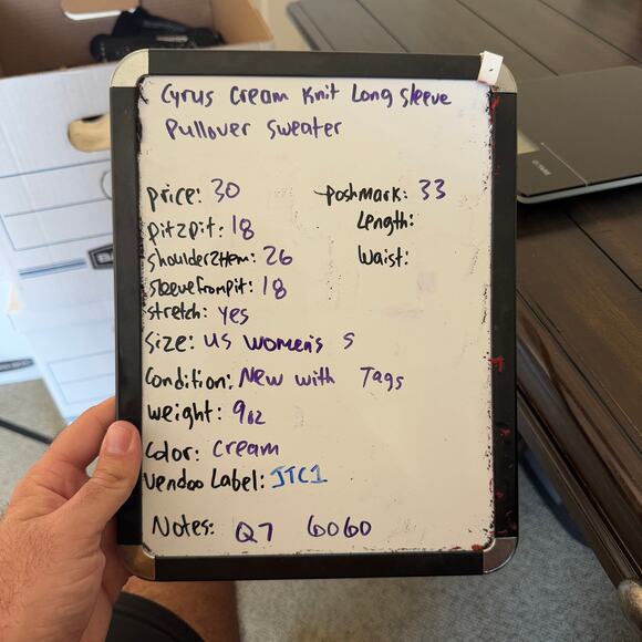 Cyrus Cream Knit Long Sleeve Pullover Sweater US Women's S - Picture 9 of 9